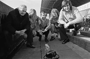 Middlesbrough Football players burn Teesside Evening Gazette Sports reporter Cliff