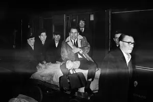 Mike Trebilcock of Plymouth Argyle arrives at Lime Street Station, Liverpool