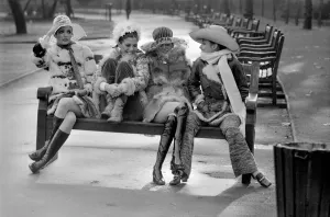 Park Bench Prints: The Millinery Institute of Great Briain presented their spring and summer 70