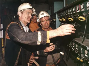 Lamps Prints: Miners Ron Oates (left) and Joe Olley hand in their lamps for the last time as Dawdon