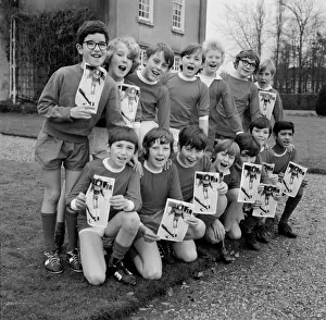 Pupils Prints: Miss Doris Ker, a teacher at the Reigate Priory Middle School in Bell Street sent a