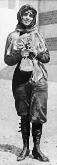 00090 Prints: Miss Hariet Quimbey who was the first woman in the UK to get a pilots licence