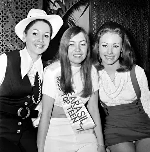 Miss top teen contest at the Lyceum. A nation wide series of heats reduced the number of