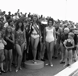 00415 Prints: The Miss Tyne Tees Television beauty contest at Tynemouth Open Air Swimming Pool 24 July
