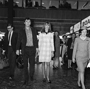01110 Prints: Top model Jean Shrimpton The Shrimp'and her boyfriend Terence Stamp flew to