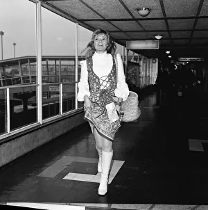Model Stephanie Beacham leaving Heathrow Airport for Paris. 15th April 1971