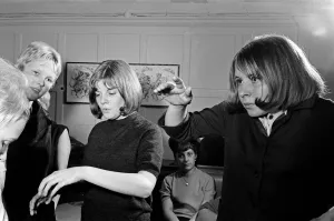00531 Prints: The mods and rockers were two conflicting British youth subcultures of the early to