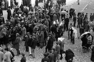 00540 Prints: The mods and rockers were two conflicting British youth subcultures of the early to