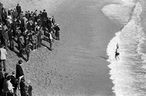 00540 Prints: The mods and rockers were two conflicting British youth subcultures of the early to