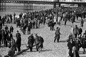 00540 Prints: The mods and rockers were two conflicting British youth subcultures of the early to