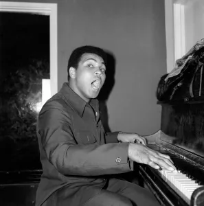 Portrait Posed Prints: Mohammad Ali seen here back stage at the Royal Albert Hall December 1974 74-7166-012