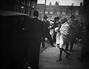 Mohandas Mahatma'Gandhi, leader of the Indian independence movement in