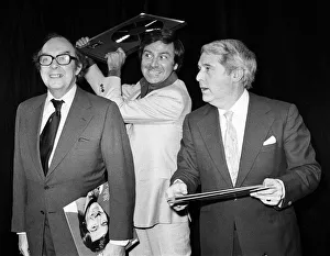 Comedians Prints: Morecambe and Wise with Des O Connor. Morecambe and Wise present Des O