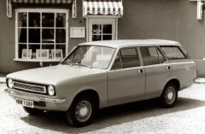 Automobile Prints: Morris Marina 1. 3 Estate 1976 - Motors Motor Cars Car Leyland Cars