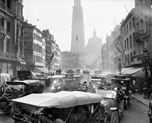 Congestion Prints: Motor cars rush to the last remaining bridge across the River Schelde in Antwerp