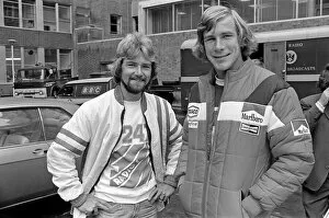 00930 Collection: Motor Racing Driver James Hunt (right) and Radio One DJ Noel Edmonds (left