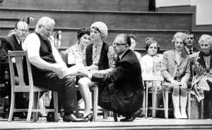 Mr. Harry Edwards held a Spritual Healing Service and demonstration at the City Hall