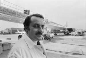 01159 Prints: Mr Irene Quaranta pictured at work in the Toulouse Aircraft factory