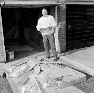 00998 Prints: Mr Larry Cooper has just received a kit of parts to build a Mirror'dinghy