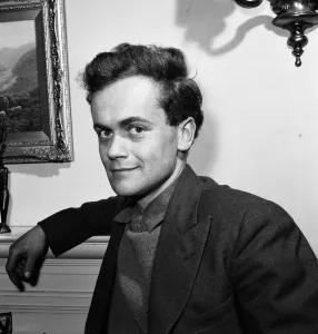 01112 Prints: Mr Robin Freeman, winner of the Daily Mirror Millionaires competition