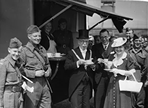 Mrs A Somerville Smith, drinking tea with the Lord Mayor of Liverpool when she handed a