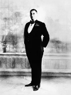 00609 Prints: Mrs Valerie Arkel Smith, a cross-dresser who pretended to have fought in the RAF as