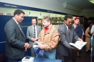 00594 Prints: Muhammad Ali at Dillions book store in Birmingham to sign copies of the Thomas Hauser
