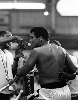 00128 Prints: Muhammad Ali in training ahead of his world heavyweight title comeback fight against WBC
