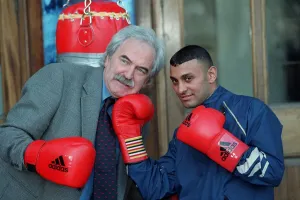 00129 Prints: Nazeem Hamed Boxing January 99 With sports presenter Des Lynam at the launch of his
