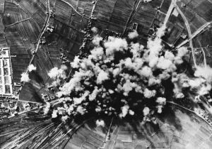 01473 Prints: Nazi railways hit in Italy. Another important link in the German communications