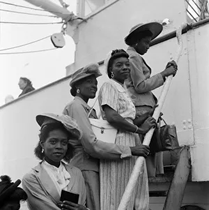 West Indies Prints: Nearly 700 West Indian men, women and children arrive at Plymouth on SS Auriga in a mass