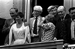 01379 Prints: NEIL KINNOCK AND GLENYS KINNOCK WITH MICHAEL FOOT AND HIS WIFE JILL CRAIGIE AND RIGHT