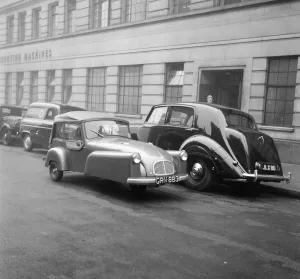 New Bond Minicar Mark C, Convertible with a Villiers Single cylinder 2 stroke engine