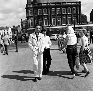 00667 Prints: A new craze - Fancy suits worn by trawler fishermen at Lowestoft
