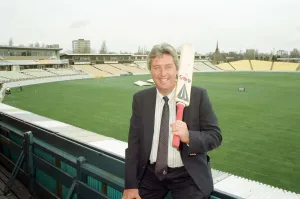 00689 Prints: New Director of Coaching at Warwickshire Cricket Club is Bob Woolmer