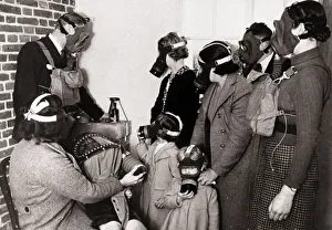 00007 Prints: New gas chamber for testing gas masks on the roof of the guildhall in Kingston Upon