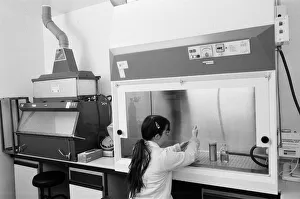 00972 Prints: The new £470, 000 Regional Immunology laboratory at the East Birmingham Hospital
