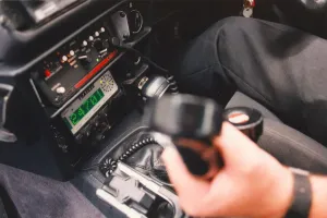 00073 Prints: The new hi-tech tracking system in the Sierra Cosworth police car 01 / 06 / 98 circa