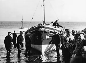 01508 Prints: The new Liverpool Class Newbiggin lifeboat Richard Ashley is towed out of the shallows