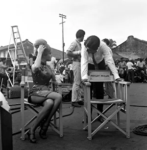 01150 Prints: A new-look Hayley Mills in Chinese Make-up and a cheongsam on location in Singapore
