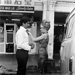 01150 Prints: A new-look Hayley Mills in Chinese Make-up and a cheongsam on location in Singapore