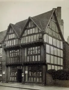 Museums Prints: New Place Museum, Stratford-upon-Avon, where a Dr. John Hall (Shakespeare