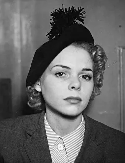 Female Prints: A new style Commando Hat. Possibly designed by Swerlings Ltd
