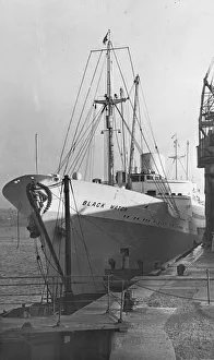 00094 Prints: The new Tyne-Norway Liner, The Balck Watch on the River Tyne at North Shields