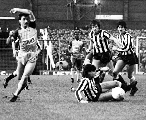 Newcastle 3 -1 Sunderland English League Division 1 match held at St James Park
