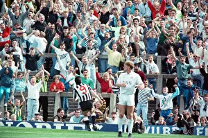 Images Dated 19th August 1989: Newcastle United 5 -2 Leeds United, Second Division match held at St James Park