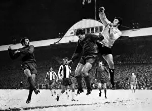 01346 Collection: Newcastle United v FC Porto, Inter Cities Fairs Cup 2nd round 2nd leg