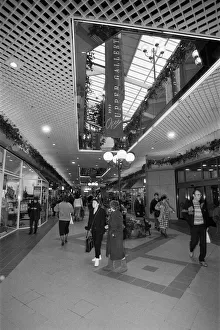 The newly opened Merry Hill Shopping Centre in Brierley Hill. 29th January 1990