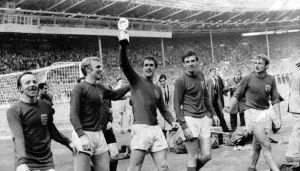 Team Prints: Nobby Stiles and Bobby Moore celebrate World Cup 1966 Nobby Stiles