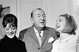 00976 Prints: Noel Coward Reception for cast members in Manchester where he celebrates two
